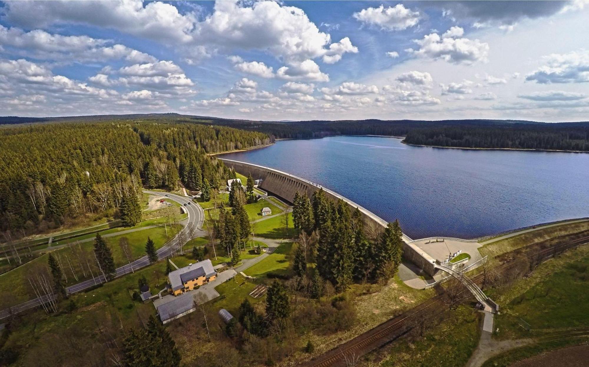 Ferienwohnung-Wasserlaeufer Mulde Экстерьер фото